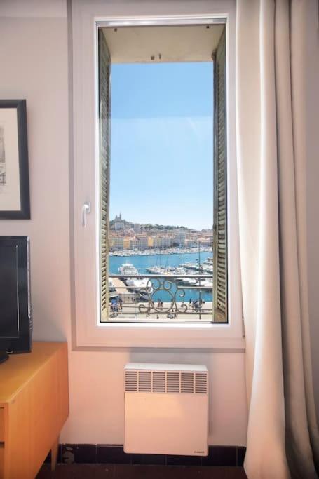 Cabana & Clin D'oeil Sur Le Vieux Port Marseille